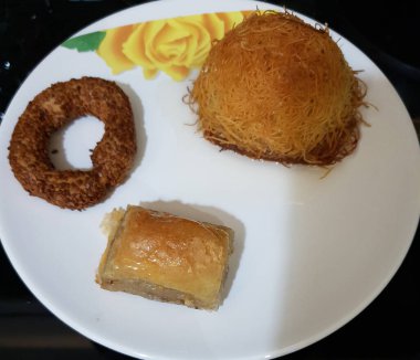 Tatlı Çok Lezzetli Çilekli SK100