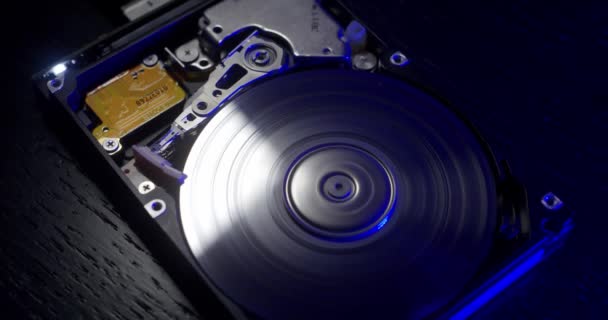 Memintal Hard Disk Pendekatan Menjalankan Perangkat Penyimpanan Membaca Data Pada — Stok Video