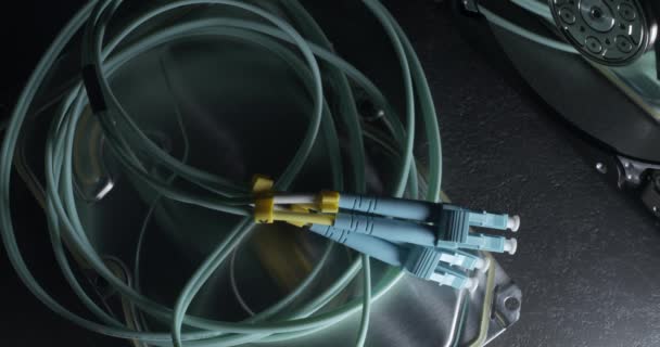 Cable Fibra Disco Duro Giratorio Transferencia Grandes Cantidades Datos Almacenamiento — Vídeo de stock