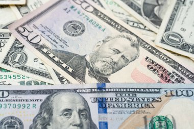 Dolar banknotları, elli ve yüz dolarlık banknotlar yayın. Dolar deseni. Amerika Birleşik Devletleri 'nde zenginlik
