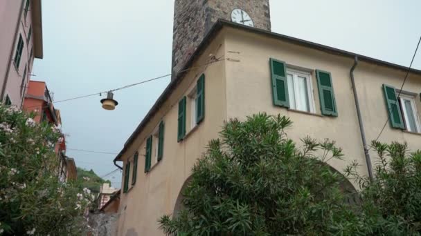 Monterosso Italia Junio 2021 Monterosso Cinque Terre Callejón Histórico Ciudad — Vídeos de Stock