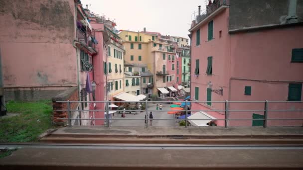 Vernazza Italië Juni 2021 Uitzicht Vanaf Het Treinstation Van Vernazza — Stockvideo