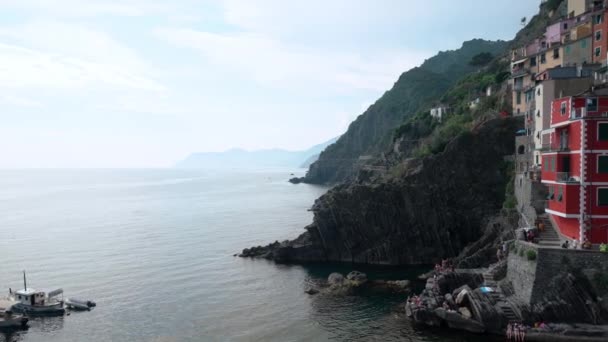 Riomaggiore Italien Juni 2021 Blick Auf Das Mittelmeer Schwenk Nach — Stockvideo