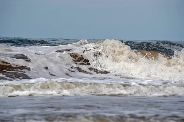 Onde schiumose — Foto Stock