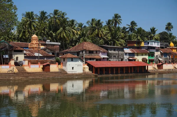 Jezero Kotiteertha v Gokarna, Karnataka, Indie. — Stock fotografie