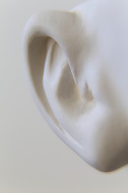 yakın çekim, kulak, iyi kulak, kulak misafiri