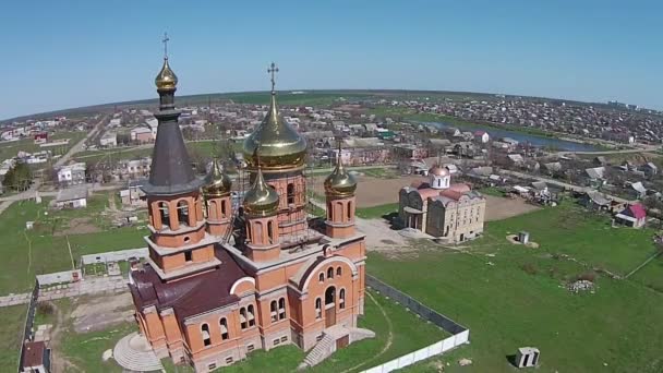 Byggande av en ortodox kyrka. — Stockvideo