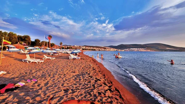 Vistas Ciudad Del Mar Egeo Con Una Hermosa Puesta Sol —  Fotos de Stock