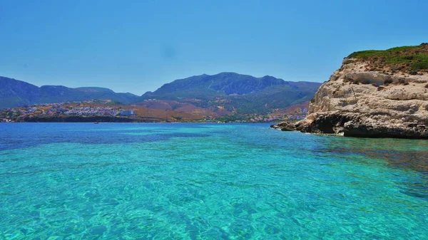 Vistas Mar Egeo Con Hermosas Vistas Panorámicas Flores Árboles Paisajes —  Fotos de Stock