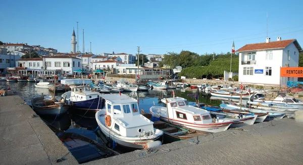 Viagem Cidade Ayvalk Com Belas Vistas Cidade Mar Barcos Paisagens — Fotografia de Stock