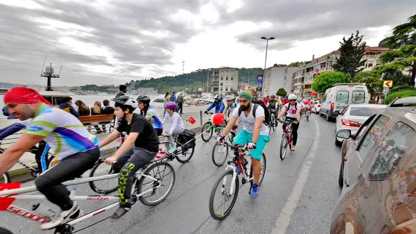 Велогонка Стамбуле Рядом Босфором — стоковое фото