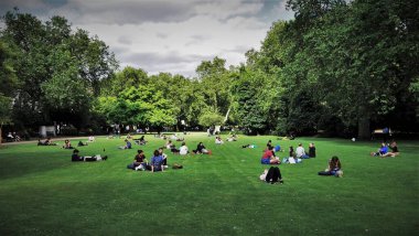 Londra şehir görüşleri mimari perspektifle 