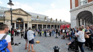 Londra şehir görüşleri mimari perspektifle 