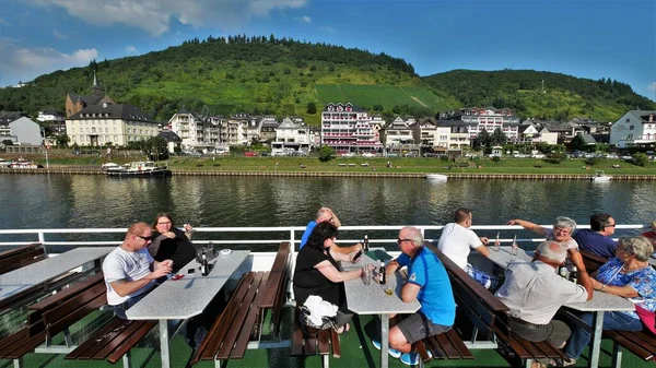 Cochem Γερμανίας Ferry Trip Πανοραμική Θέα Και Θέα Στο Ηλιοβασίλεμα — Φωτογραφία Αρχείου