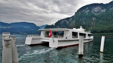 İsviçre panoramik manzaralar, şehir ve göl manzaraları 