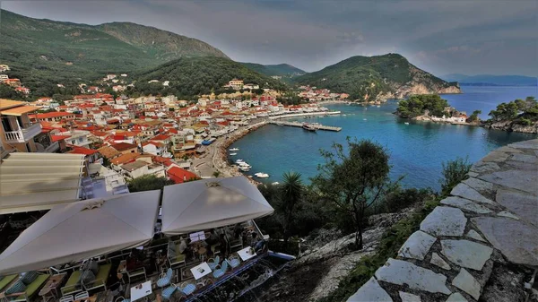 Der Griechische Urlaub Mit Wunderschönen Landschaften Und Meerblick — Stockfoto