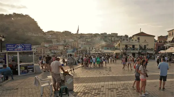 Grécia Vista Para Mar Com Pessoas Férias Verão — Fotografia de Stock
