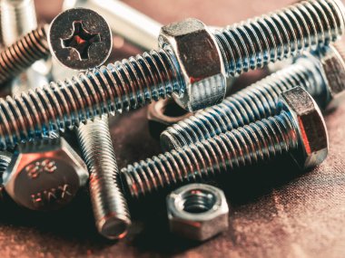 Düzüşmek ve kafayı yemek. Sanayi nesnesi.