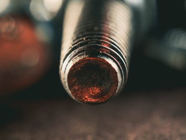 Düzüşmek ve kafayı yemek. Sanayi nesnesi.