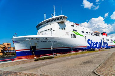 VENTSPILS, LATVIA, 9 Haziran 2019: Parklar, anıtlar ve sokaklar.