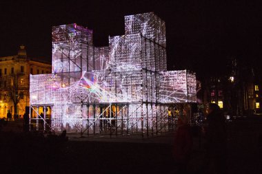 Riga, Letonya, 11.17.2017. Işık festivali 'Staro Riga'.