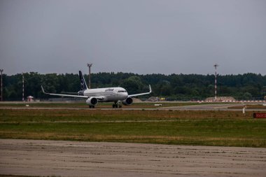 16 Temmuz 2019 Riga Havaalanı 'nda test çekimleri yapan güzel bir uçak.