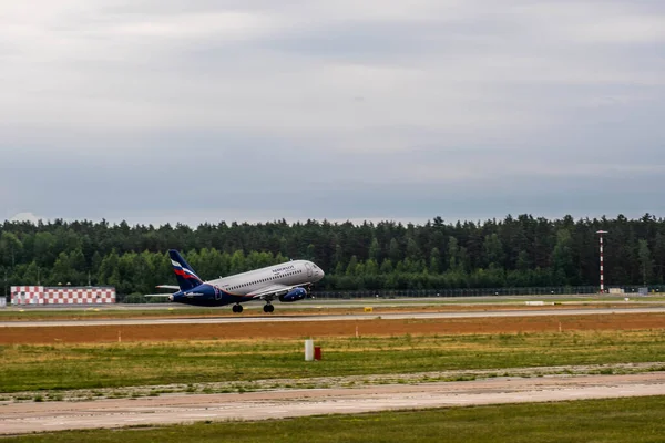 16 Temmuz 2019 Riga Havaalanı 'nda test çekimleri yapan güzel bir uçak.