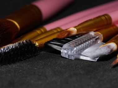 Profesyonel makyaj fırçaları ve araçları, makyaj ürünleri seti