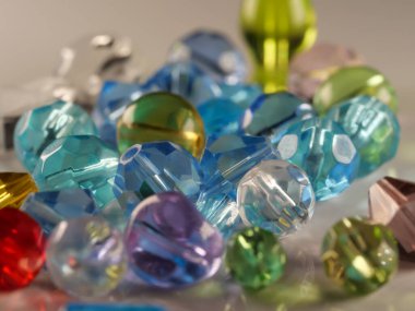 Çok renkli antika veya klasik dikiş düğmeleri: Selüloit Düğmeleri, Bakelit Düğmeler, Lucite Düğmeleri, sebze Fildişi, metal, Çin, cam ve incinin anası.