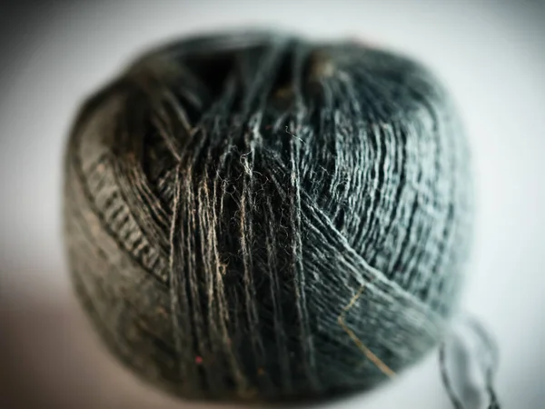 Ball Yarn White Background Selective Focus Macro — Stock Photo, Image