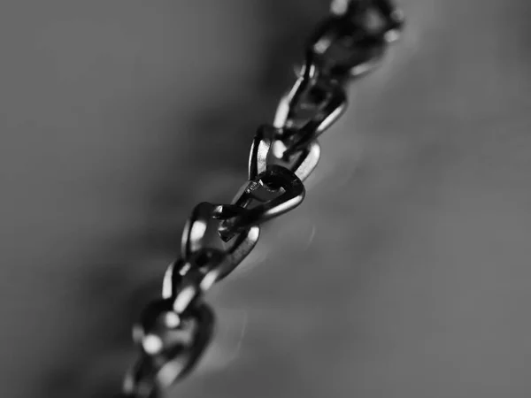 Necklace Chain White Background Selective Focus Macro — Stock Photo, Image