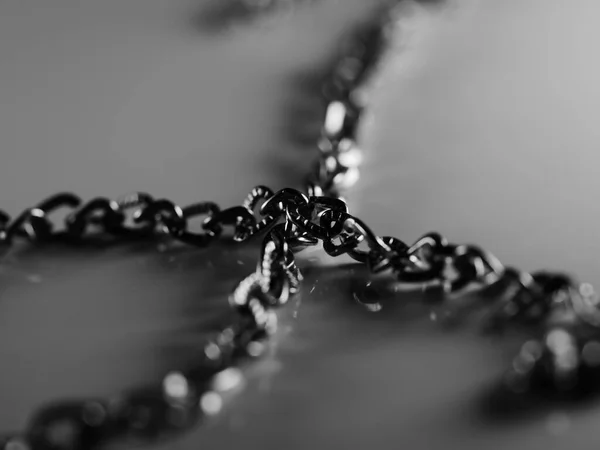 Necklace Chain White Background Selective Focus Macro — Stock Photo, Image