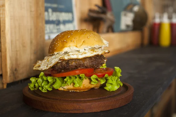 Hamburger ahşap tablo