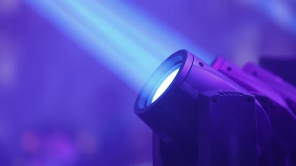 Konzert Licht dynamische Geräte auf einer Party — Stockvideo