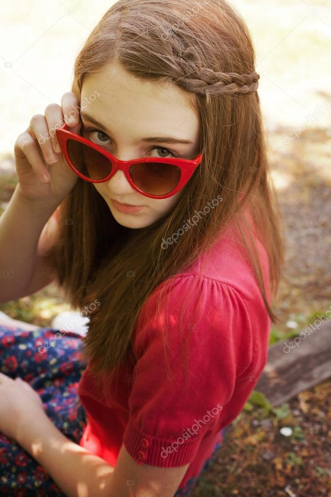 Teenager mounth glasses vintage