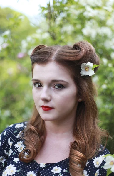 Beautiful woman from 1940s era — Stock Photo, Image