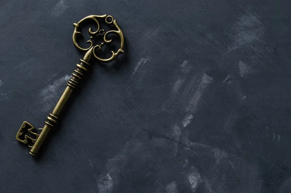 Vintage bronzen sleutel — Stockfoto