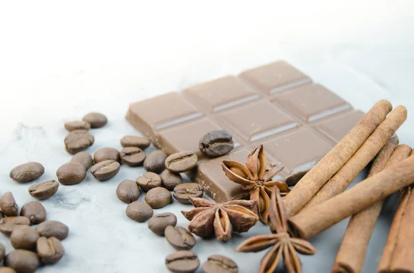 Azulejos quebrado chocolate — Fotografia de Stock
