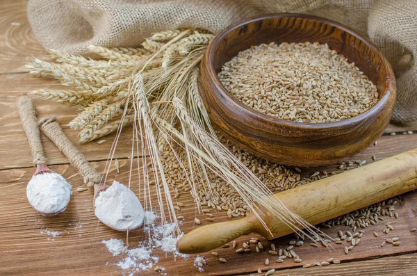 Hroty z pšenice a rafinovaných obilovin. — Stock fotografie
