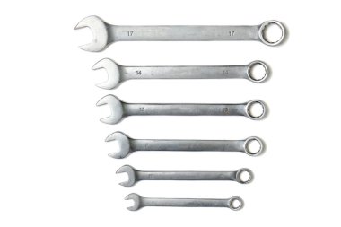 Beyaz arkaplanda anahtarlar