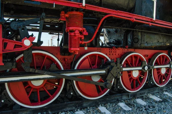 De wielen van de locomotief — Stockfoto