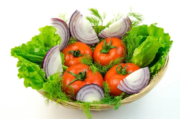 Un tomate entero y cebolla picada — Foto de Stock