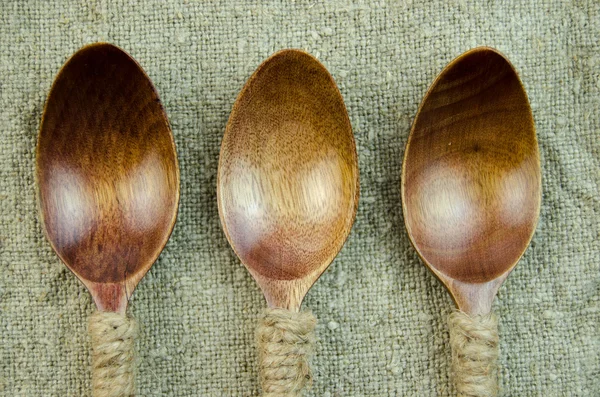Tres cucharas en arpillera —  Fotos de Stock
