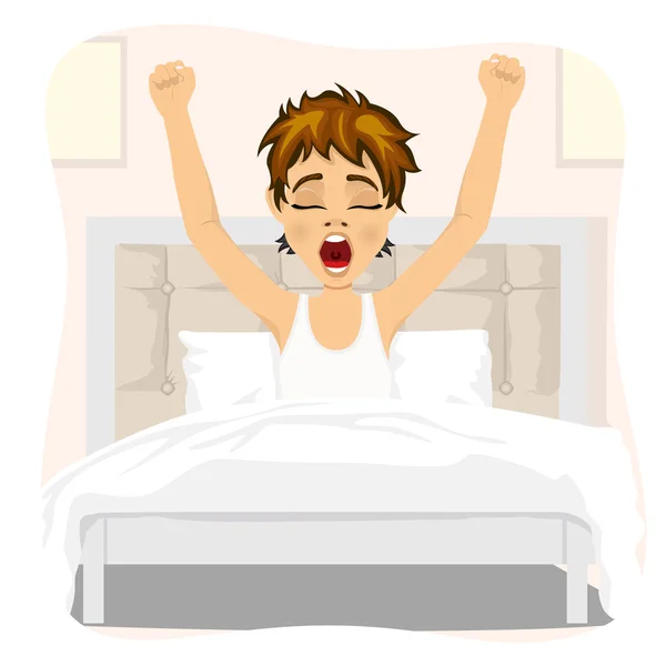 Adolescente chico despertando estiramiento y bostezar acostado en la cama — Vector de stock
