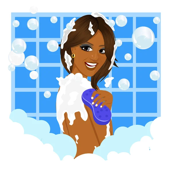 Mujer afroamericana tomando un baño con esponja y espuma de burbuja — Vector de stock