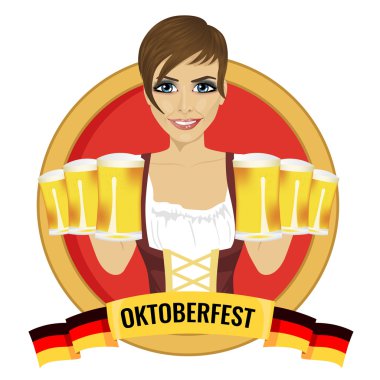 bira bardağı oktoberfest şerit aşağıdaki ile tutarak esmer kız