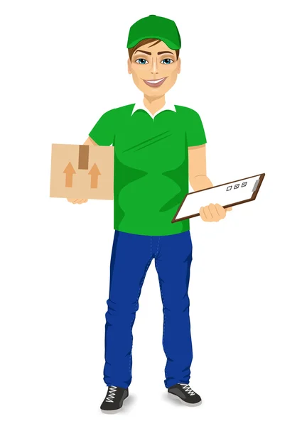 Hombre de entrega llevando paquete de correo y sujetando portapapeles — Vector de stock