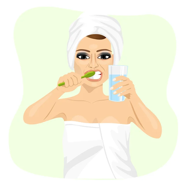 Jovem mulher atraente escovando dentes — Vetor de Stock