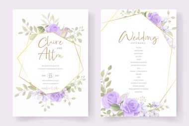 Güzel, yumuşak bir çiçek ve düğün davetiyesi tasarımı bırakır.