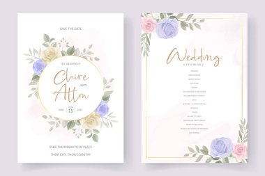 Çiçekli gül süslemeli zarif bir düğün kartı şablonu.